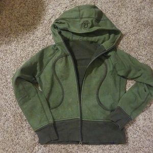 Forest green lulu lemon scuba hoodie